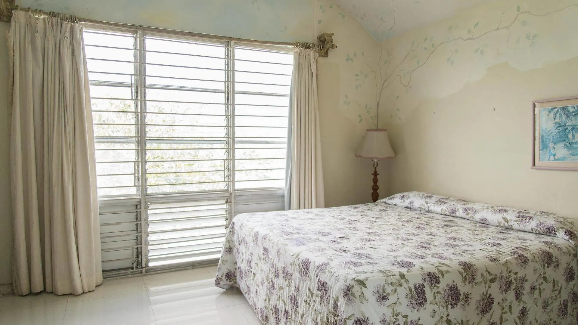 Court Manor At Montego Bay Club Apartment