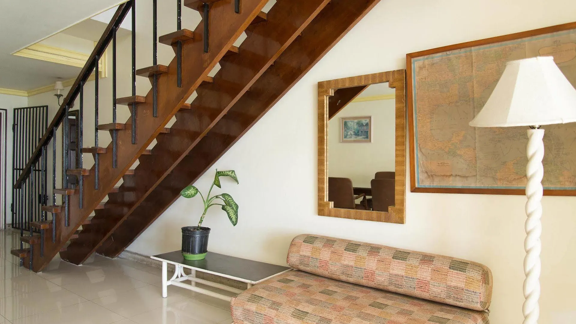 Court Manor At Montego Bay Club Apartment